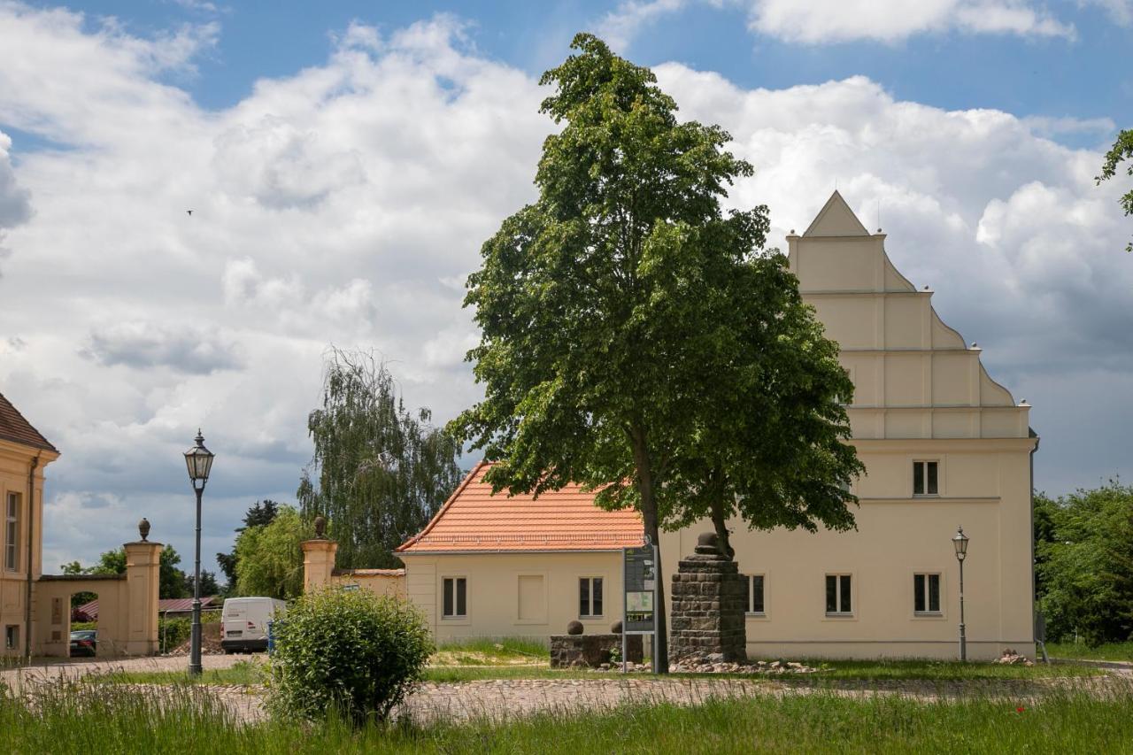 Gaestehaus Reckahn Der Rochow Akademie Экстерьер фото
